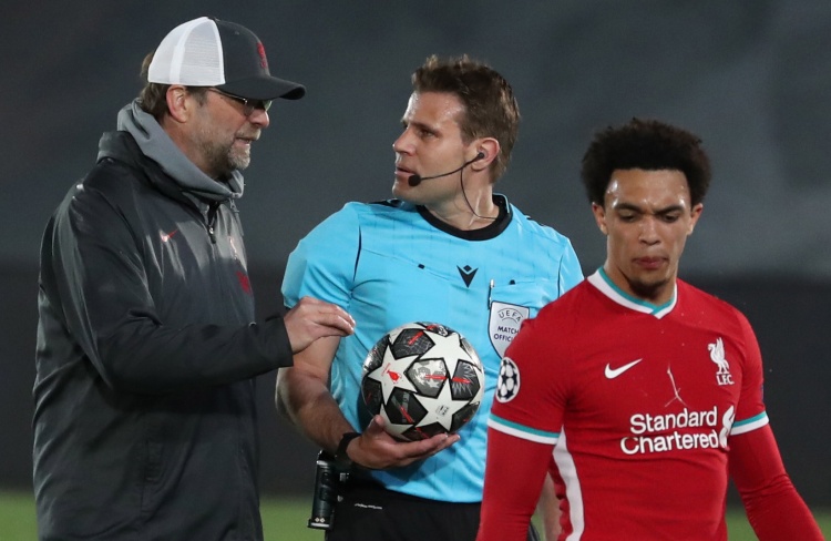 凯塞多与赖斯英超数据对比：前者更偏对抗，后者长于创造机会（英超数据对比：凯塞多重对抗，赖斯强在机会创造）