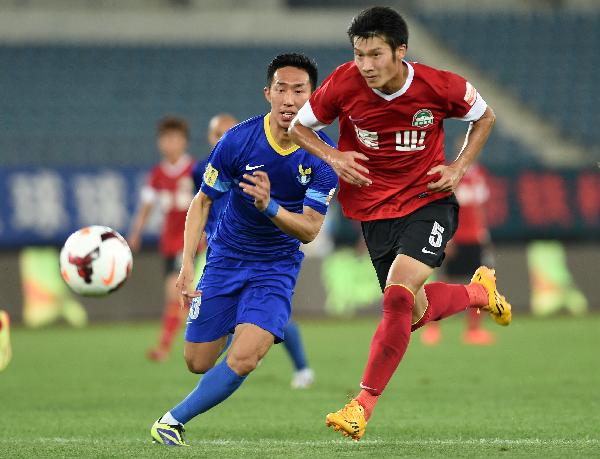 里弗斯：我们的区域联防和盯人防守都能更好，还要简化内线轮转