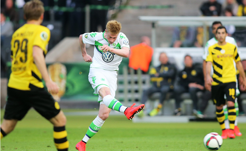 摸吉祥物女演员胸部，前塞尔塔队长马略被判赔偿1000欧