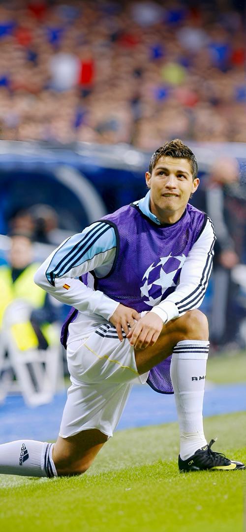 皇家马德里VS毕尔巴鄂竞技：姆巴佩触底反弹，阿隆索战术决胜关键