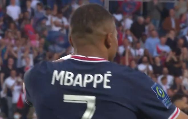 英超积分榜：阿森纳5分领跑切尔西掉第4 曼联赢球可升5（英超最新积分：阿森纳领先5分，切尔西跌至第4，曼联若赢可升第5）